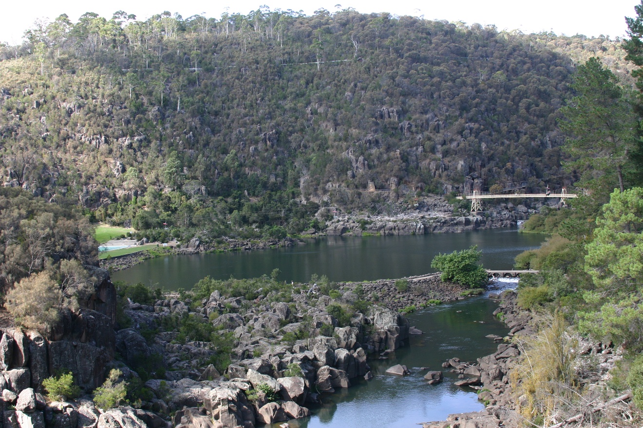 Lanceston. Catarct Gorge.