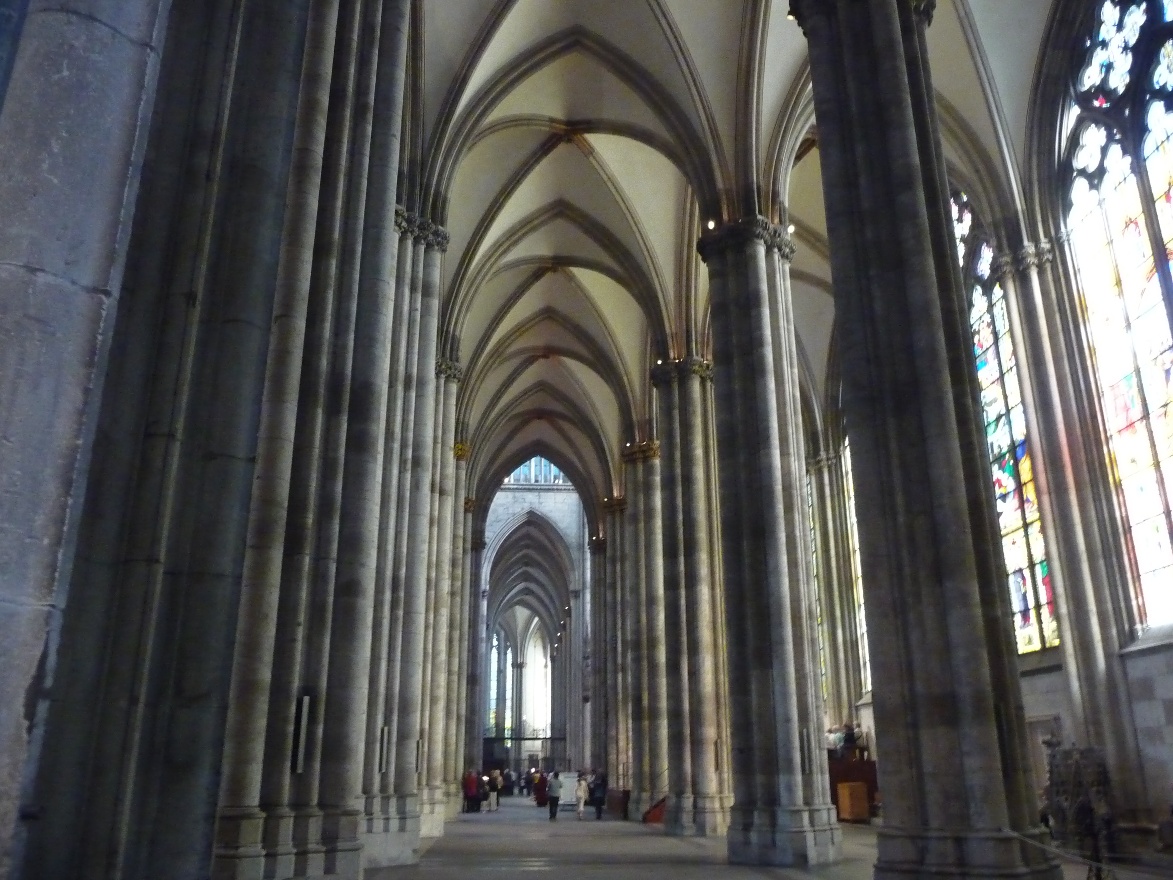 Dom inside