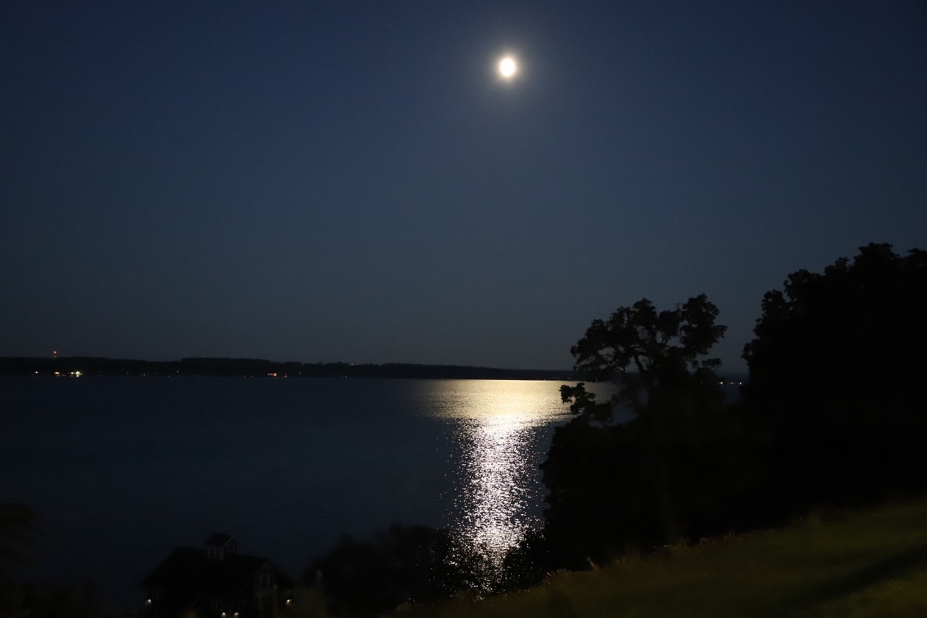 Moon reflection
