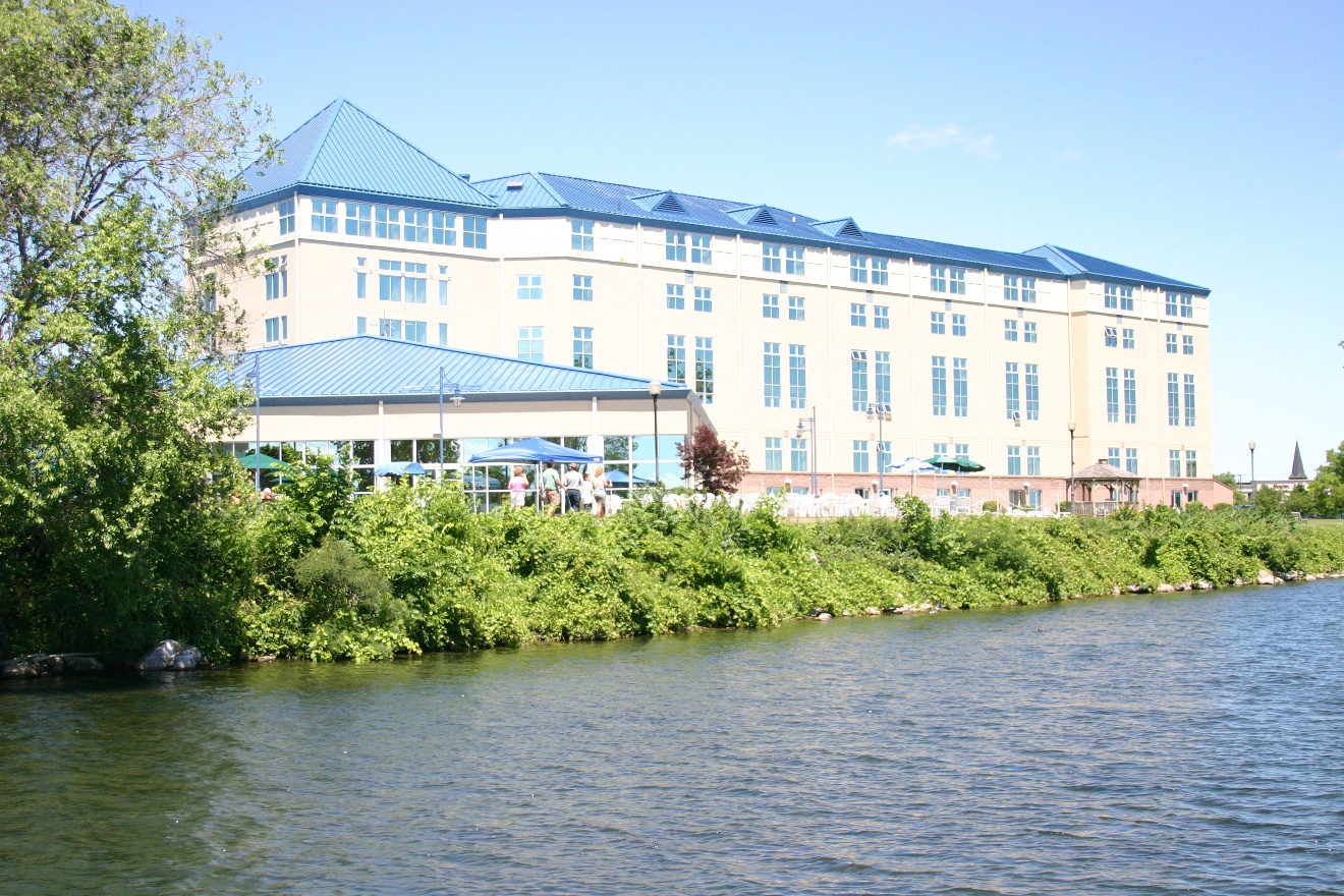 Hotel on Seneca Lake