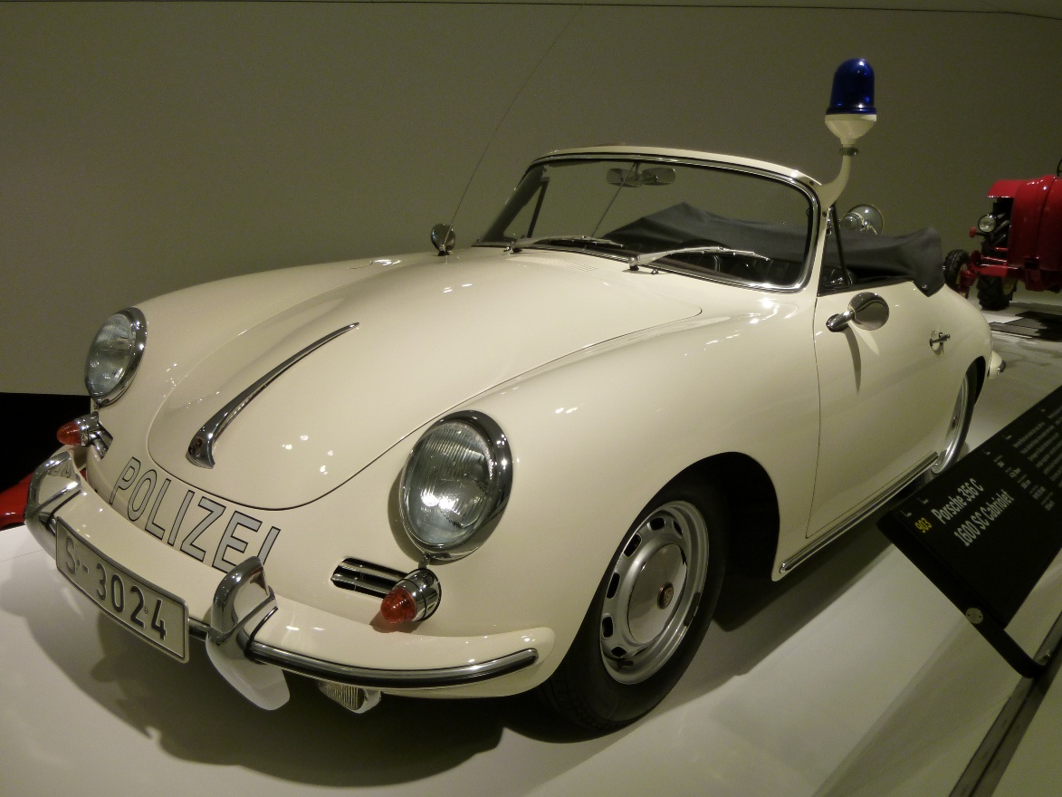 Porche for police