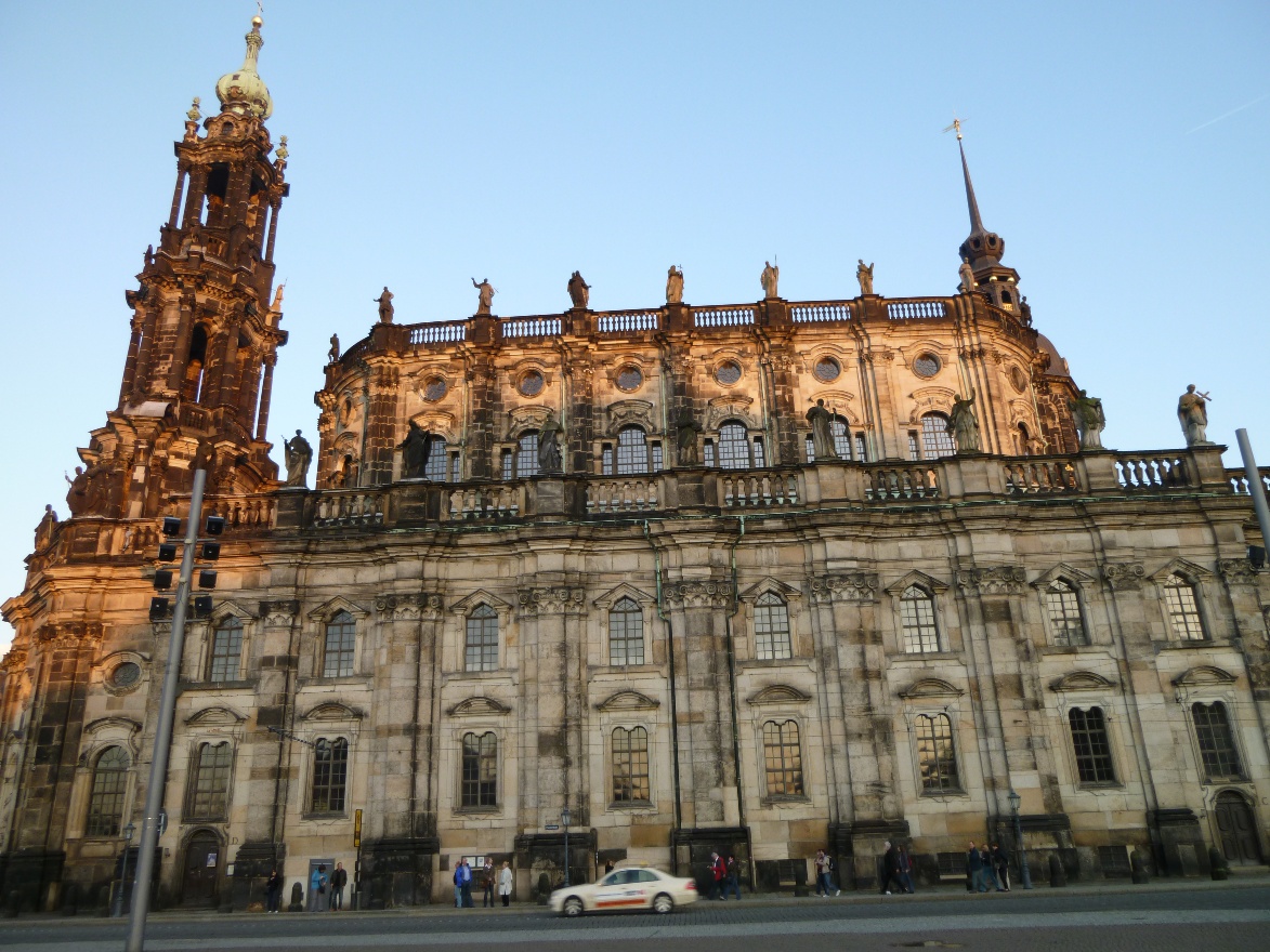 Palace side view