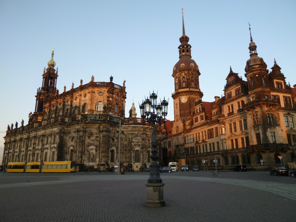 Zweig plaza