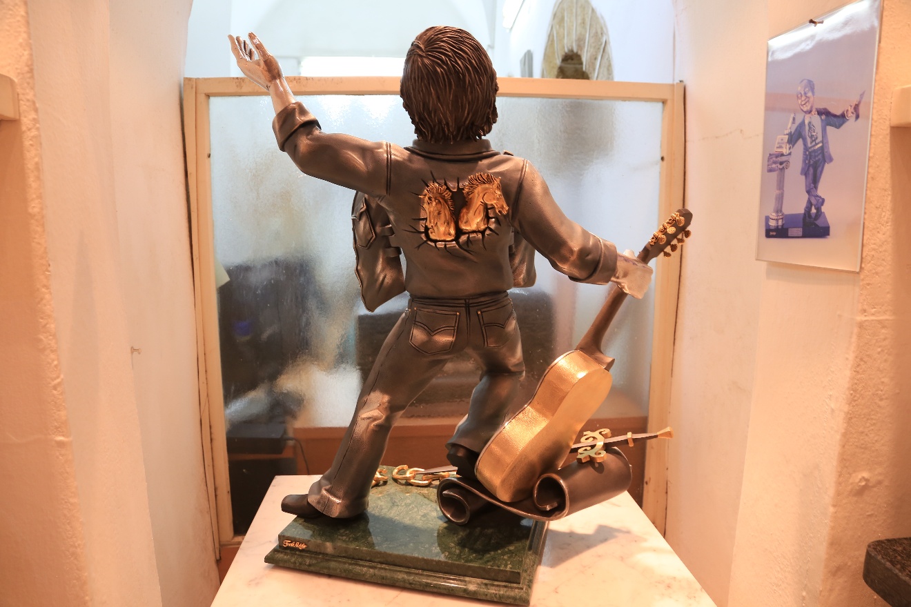 Владимир Высотцкий и Кони