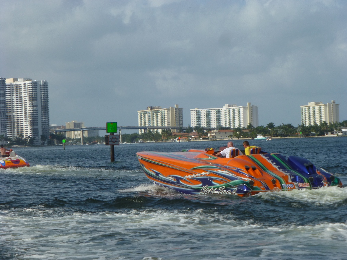 Speedy Gonzales boat