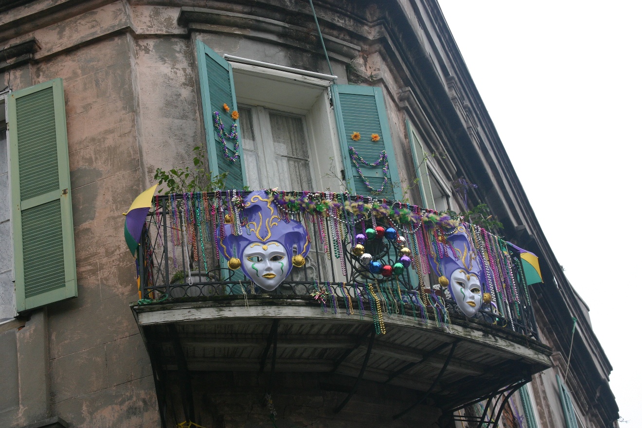 Mardi Balcony
