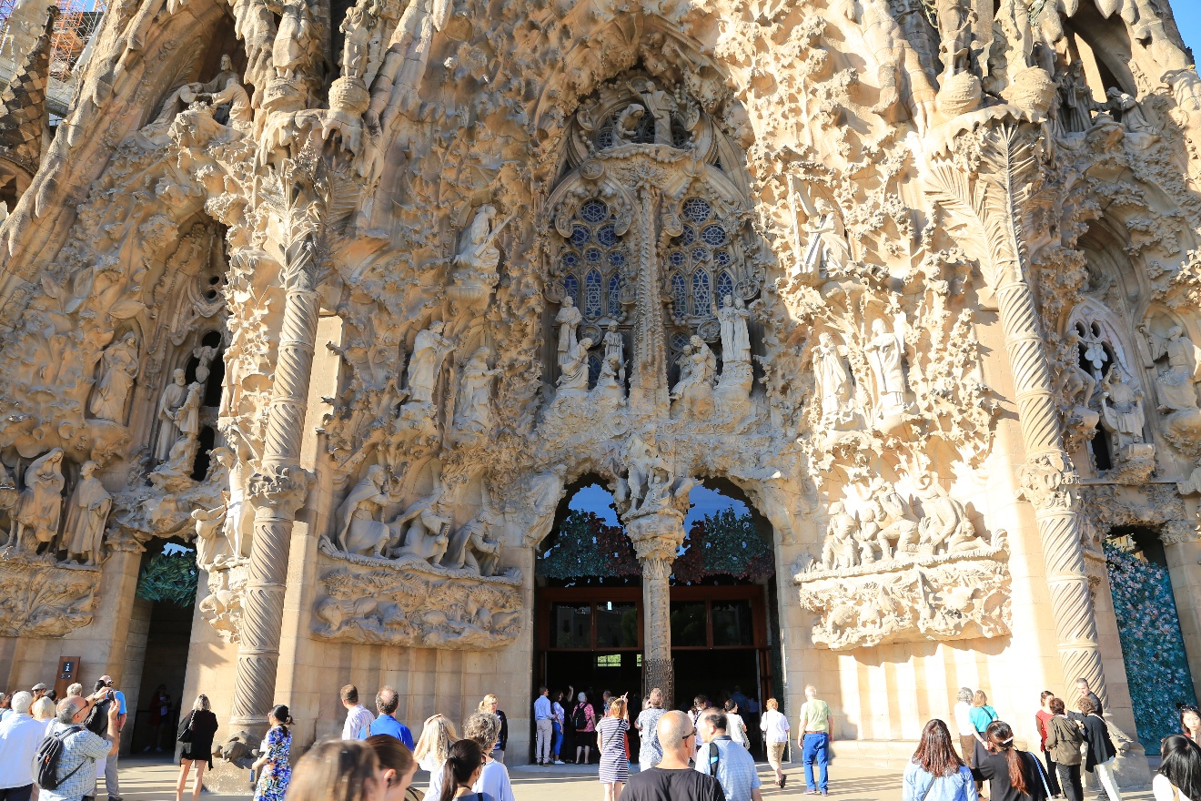 Sagrada back enterance