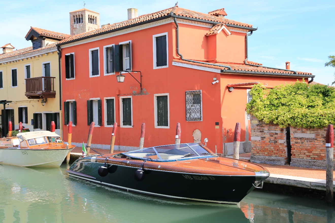 Venice luxury boat