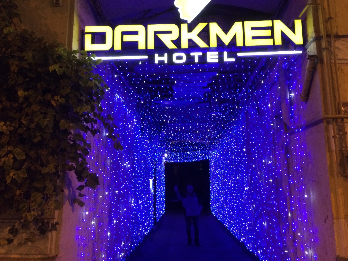 Darkmen Hotel