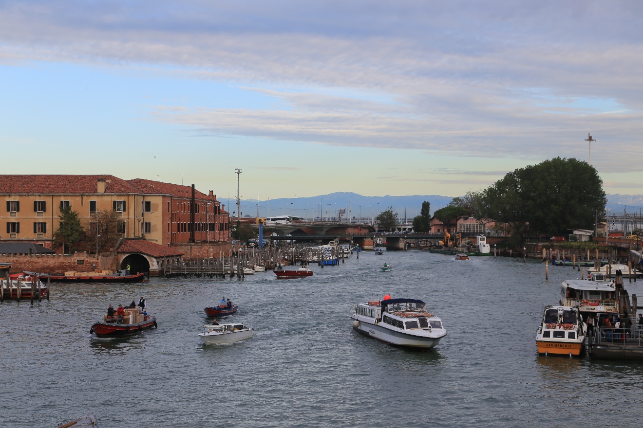 From Constitution Bridge