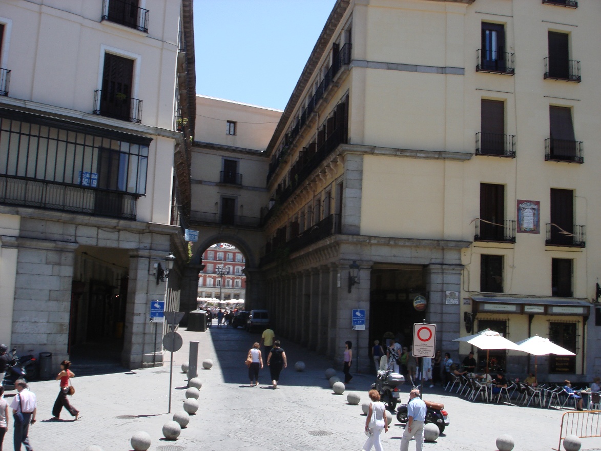 Near Plaza Mayor
