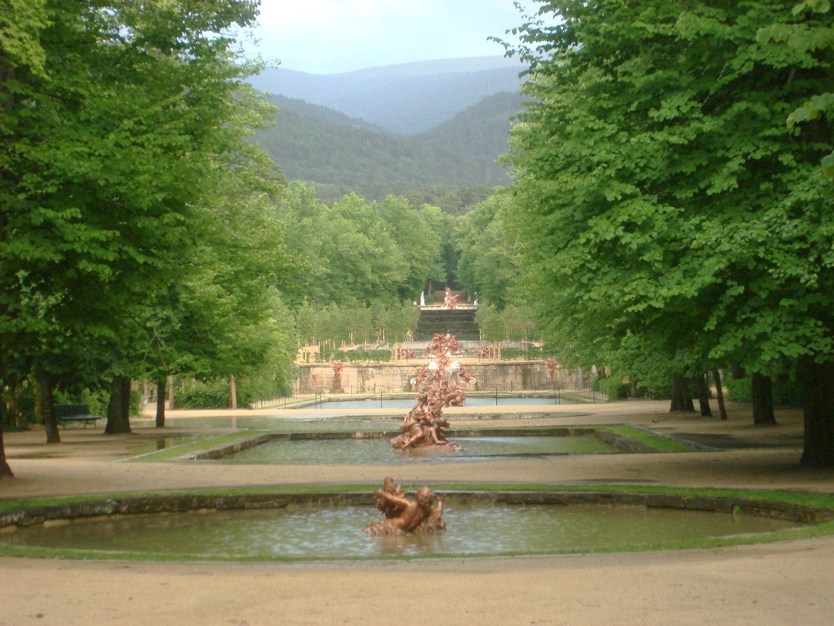 Cascade of fountains