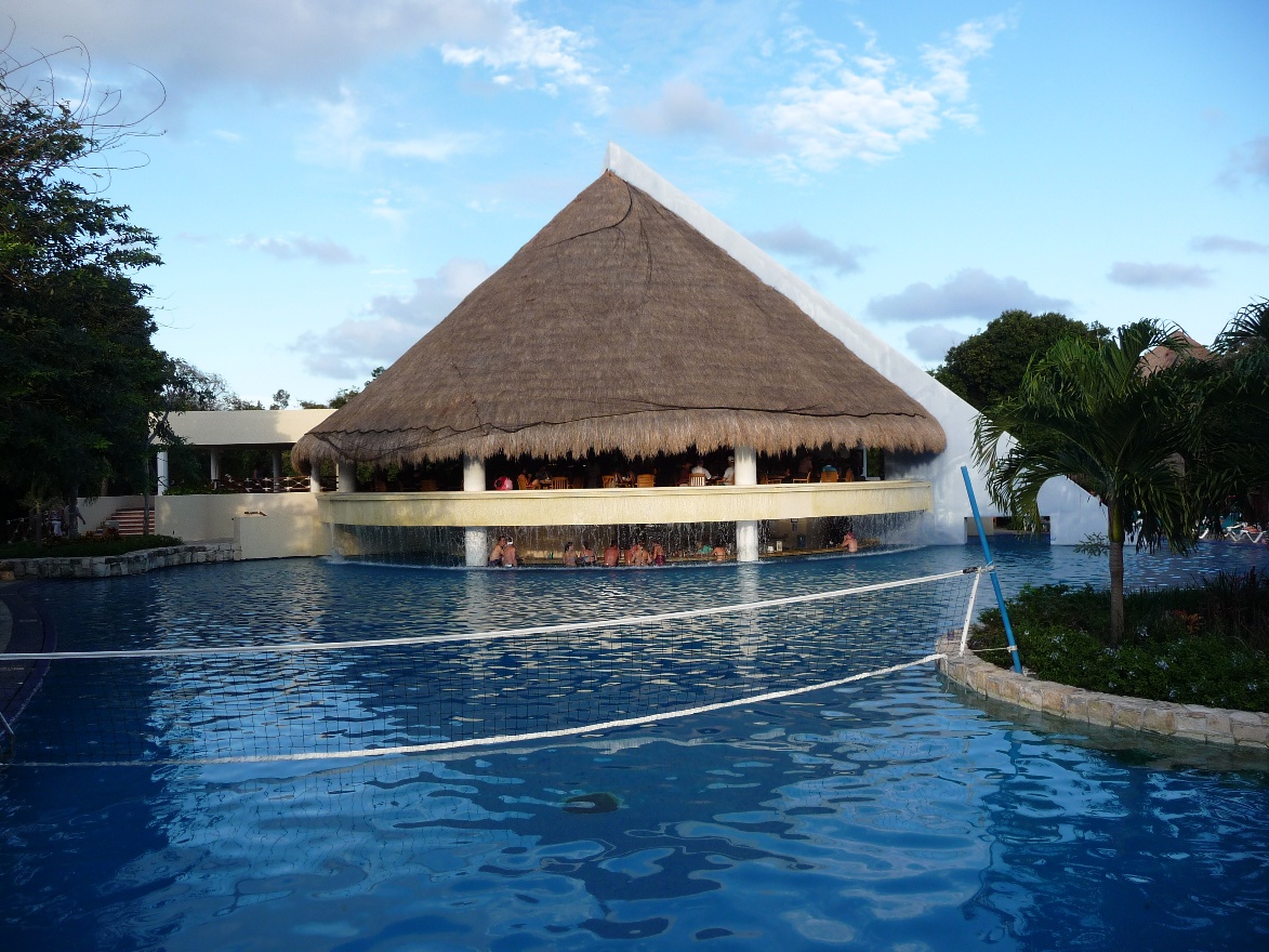 Pool bar