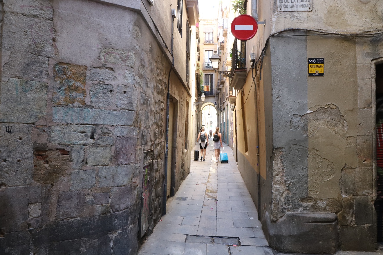 Towards Plaça Reial