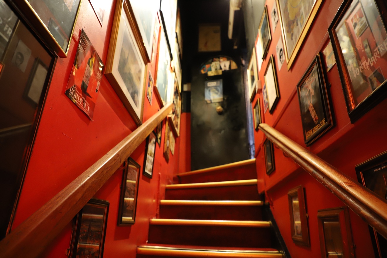 Stairs up