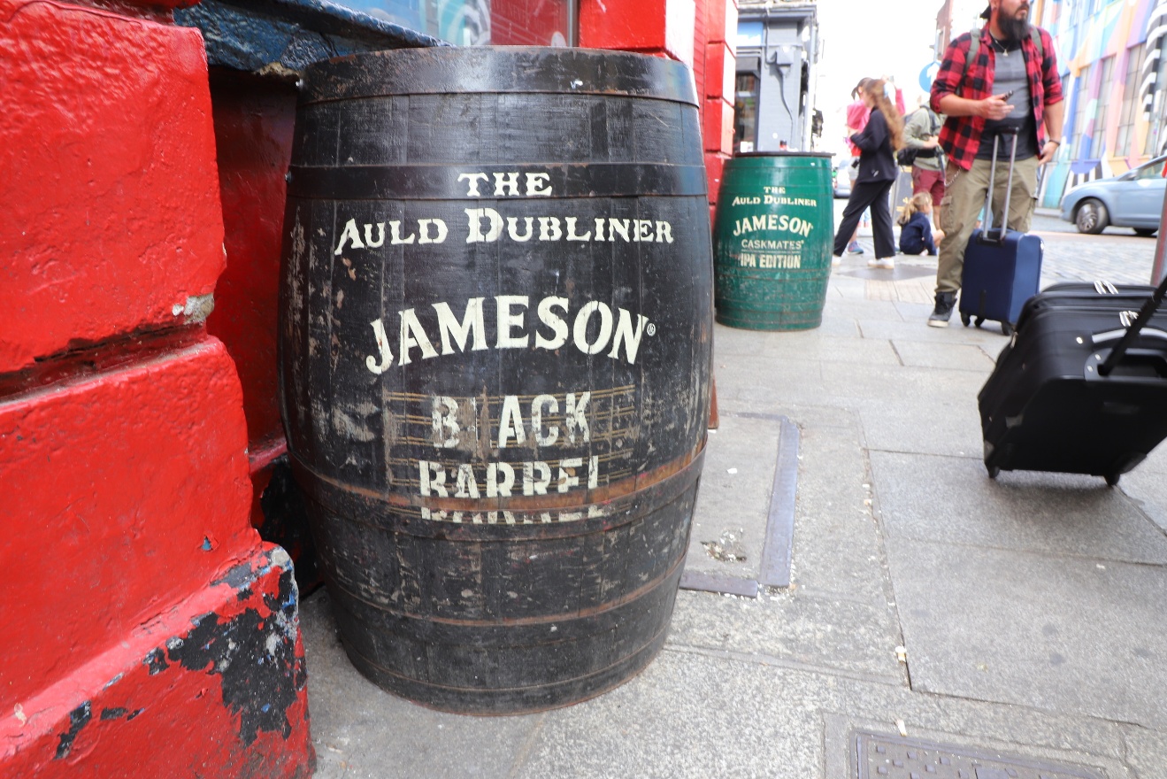 Jameson Black Barrel