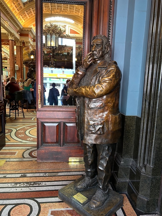 Bank Bar enterance