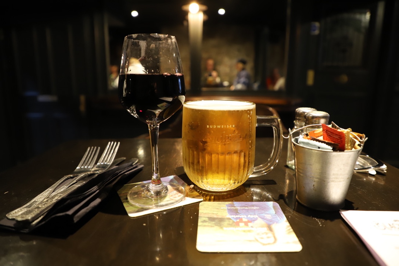 Black Swan Pub