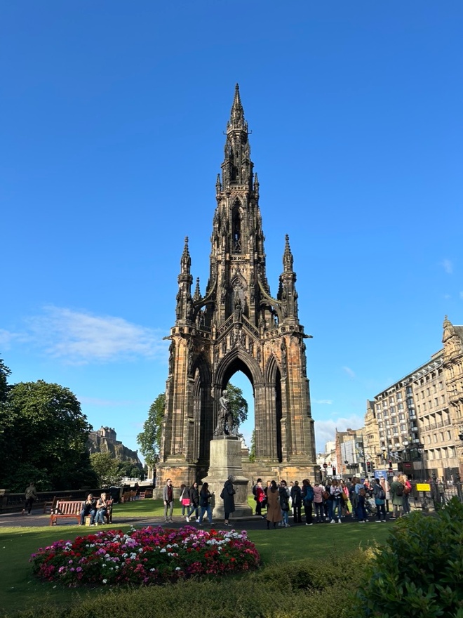 Scott Monument