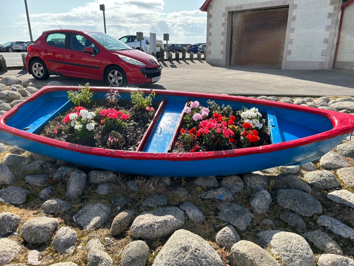 Flower boat