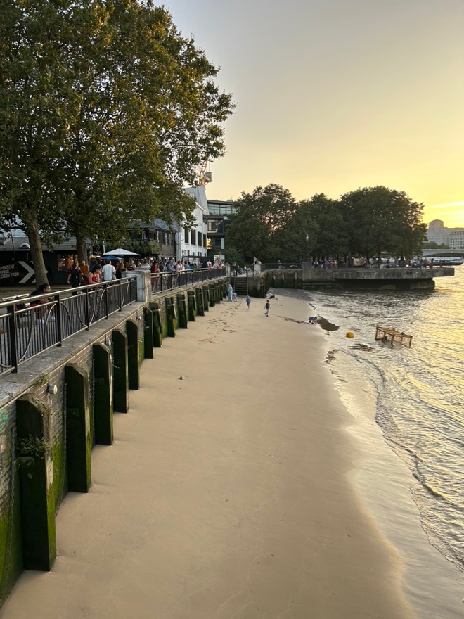 Thames beach
