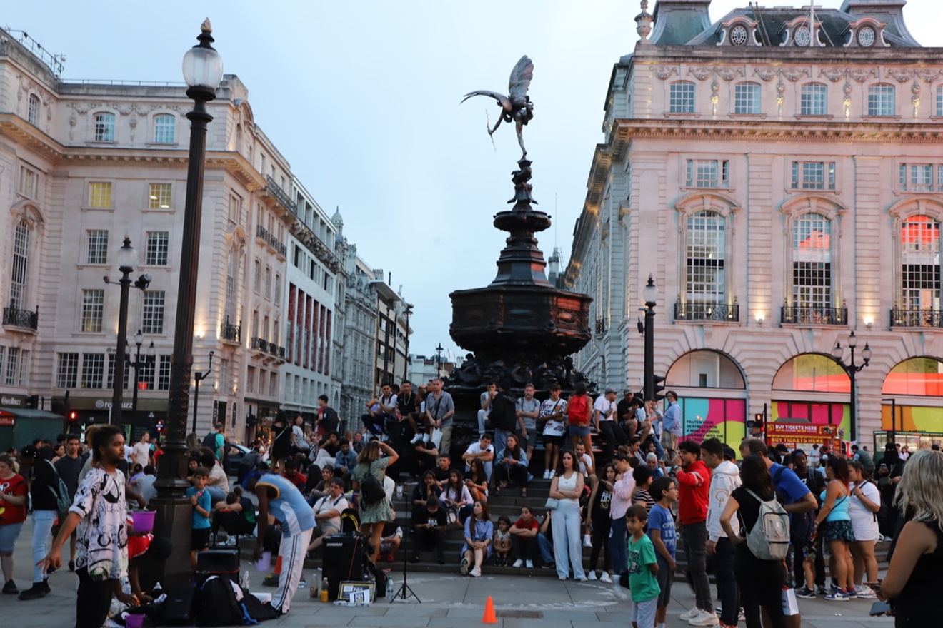 Piccadilly Circus