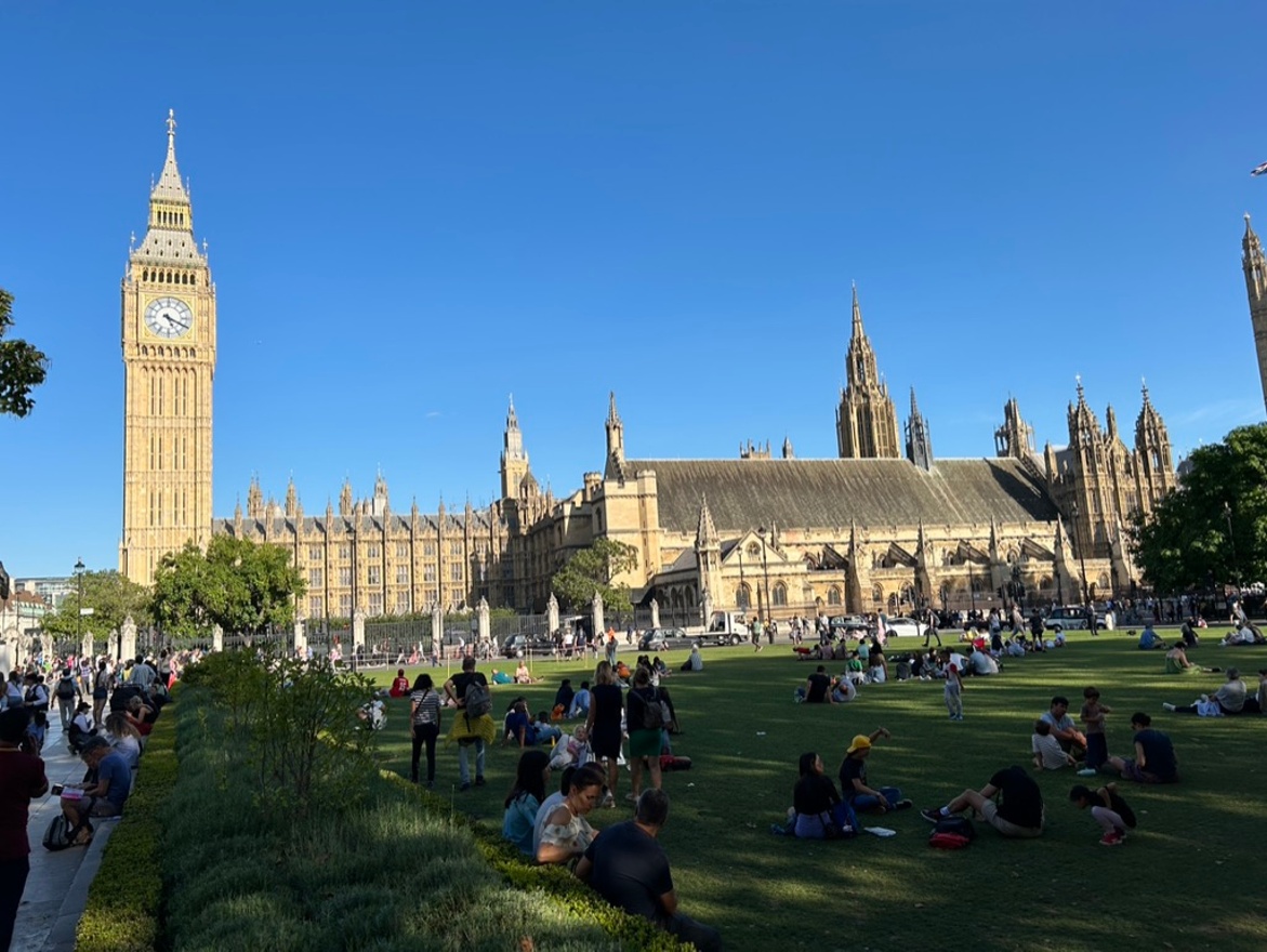 Parlament square