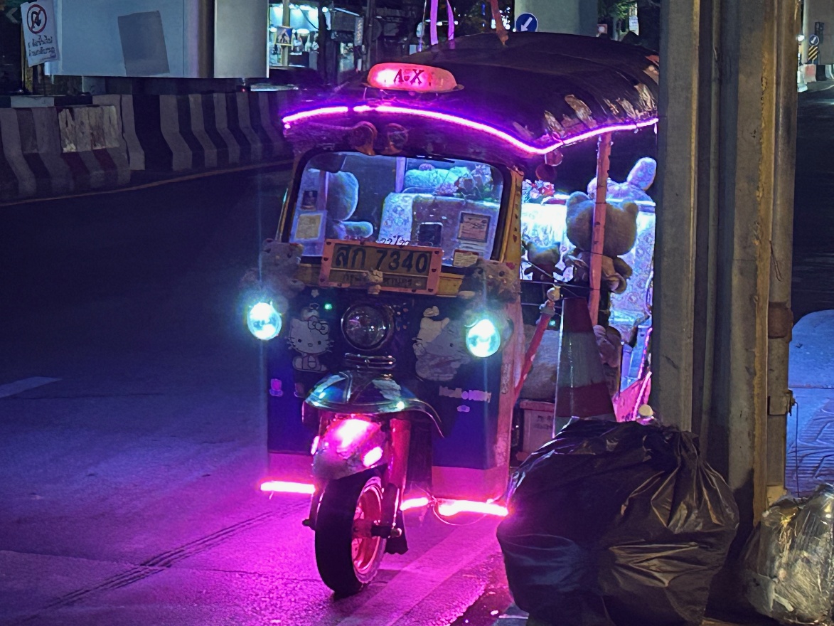 Pink Tuk Tuk
