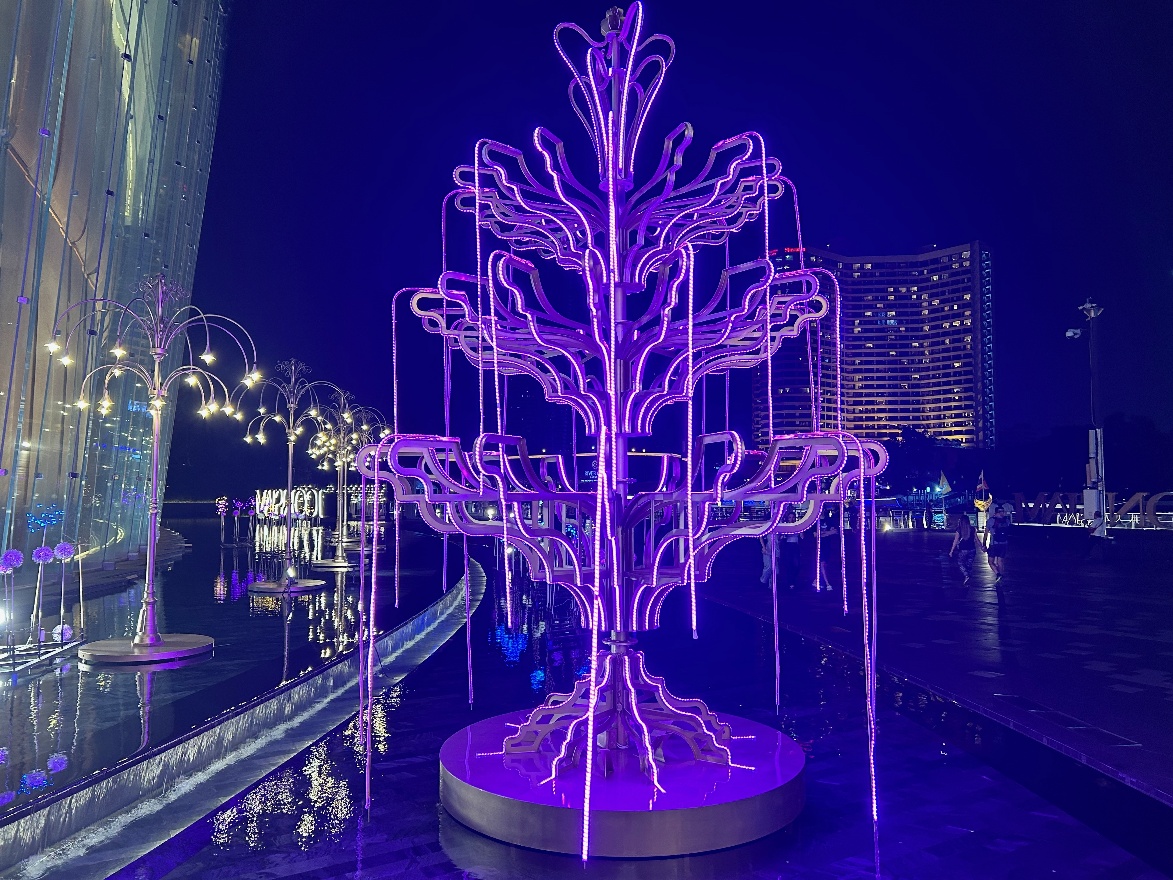 Iconsiam outside