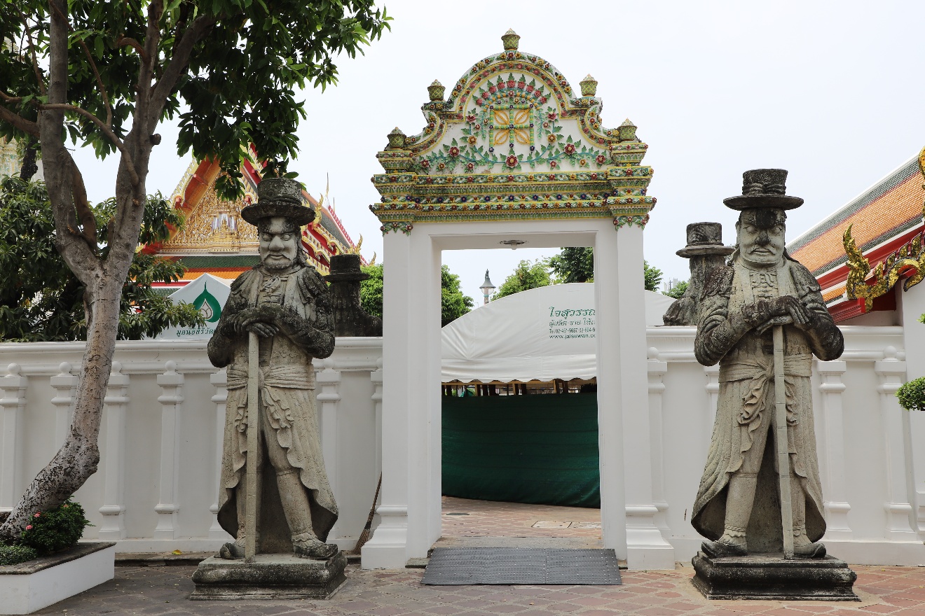 Wat Phra inside