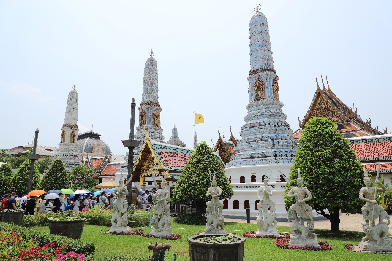 Grand Palace inside