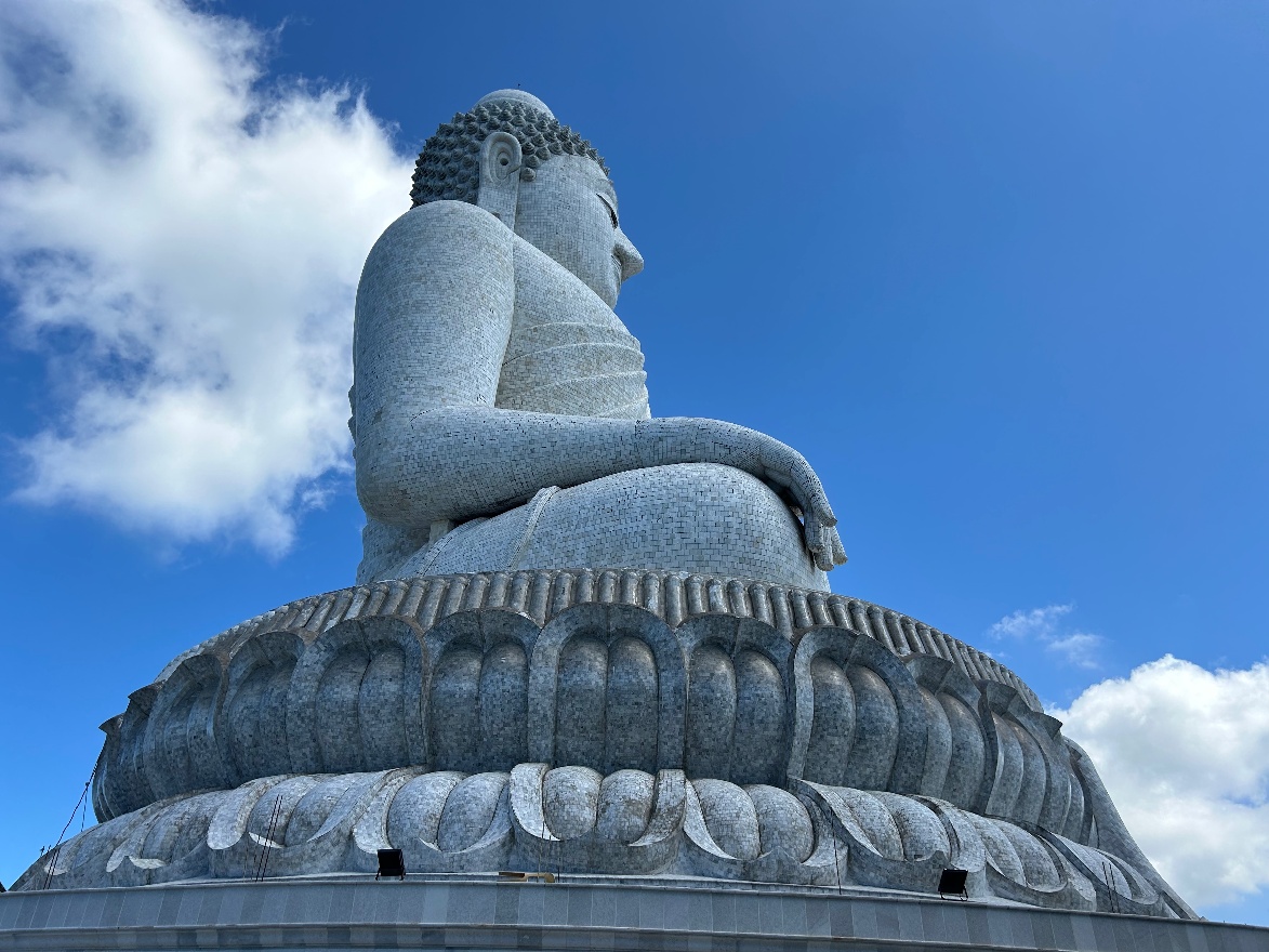 Big Bhudda side