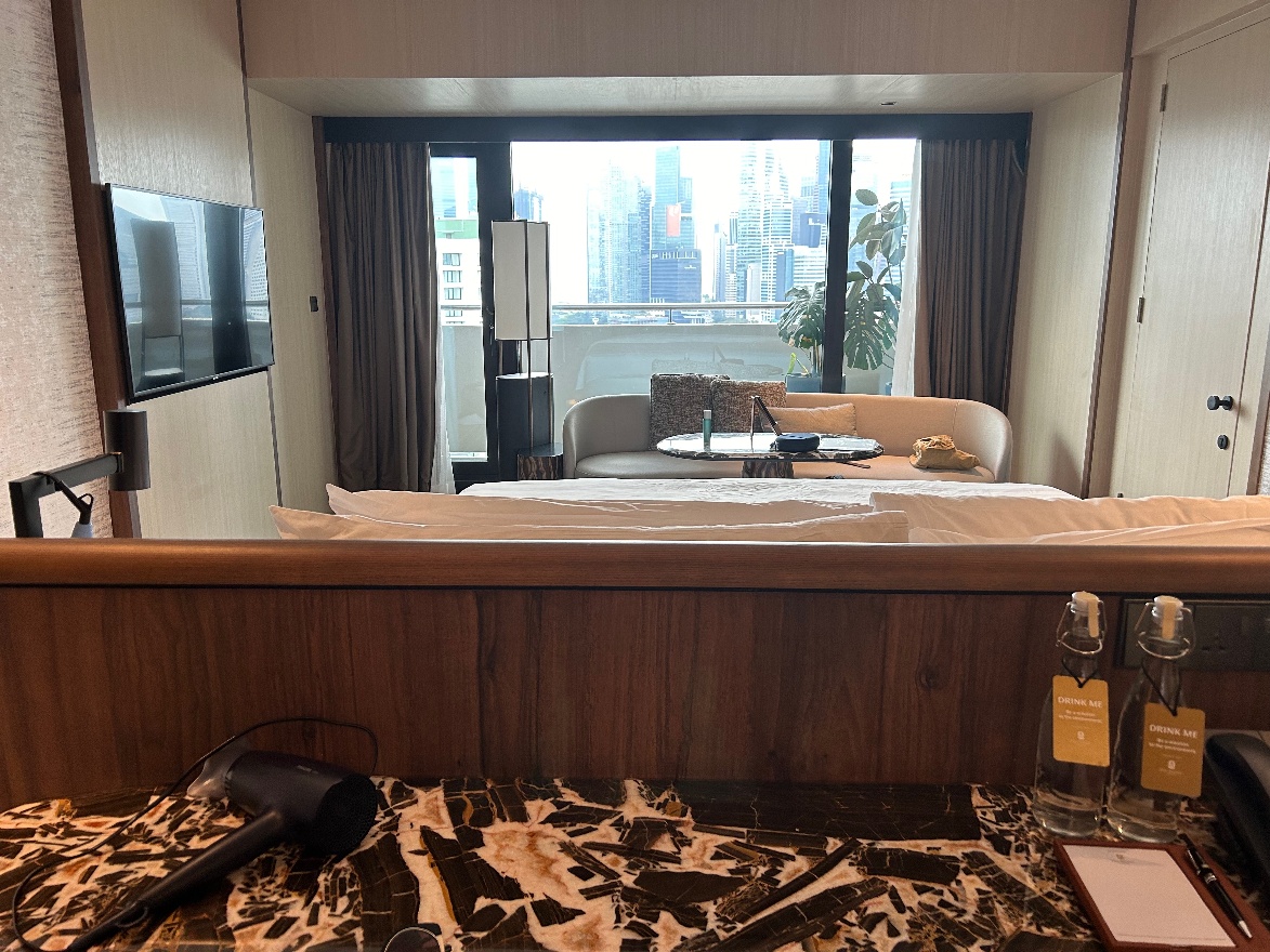 Pan Pasific hotel room