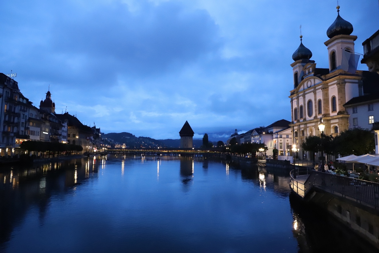 Chapel Bridge at night