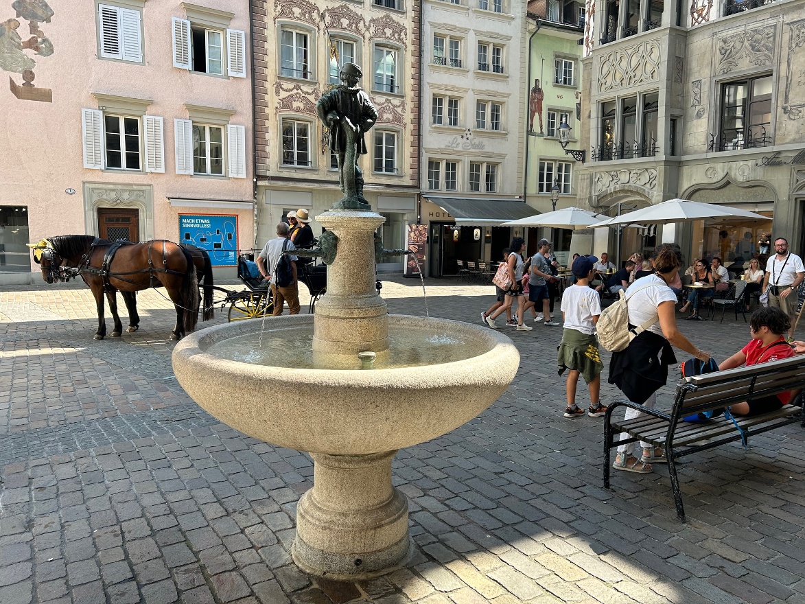 Hirschenpl.