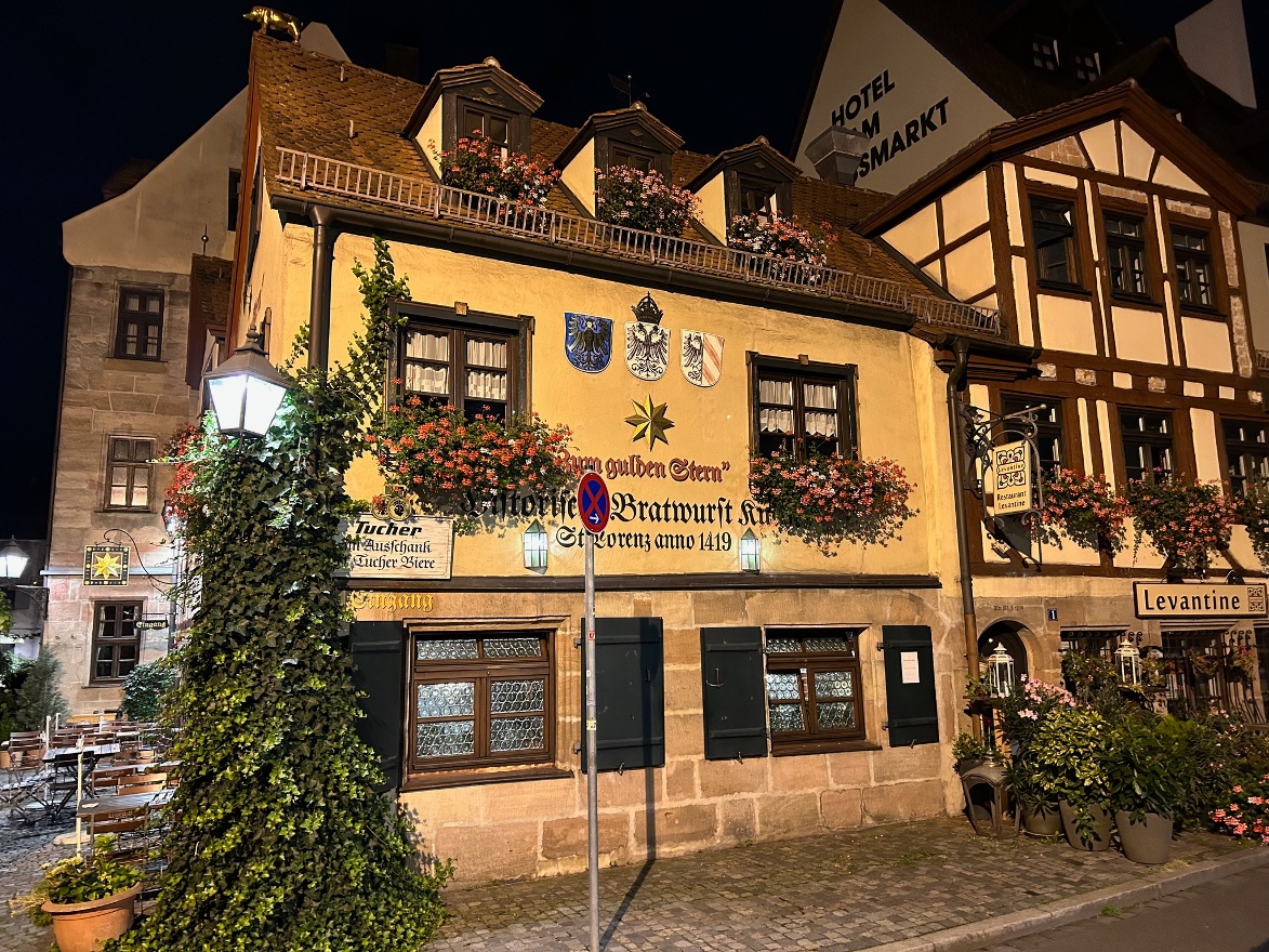 Zum Gulden Stern - Historische Bratwurstküche
