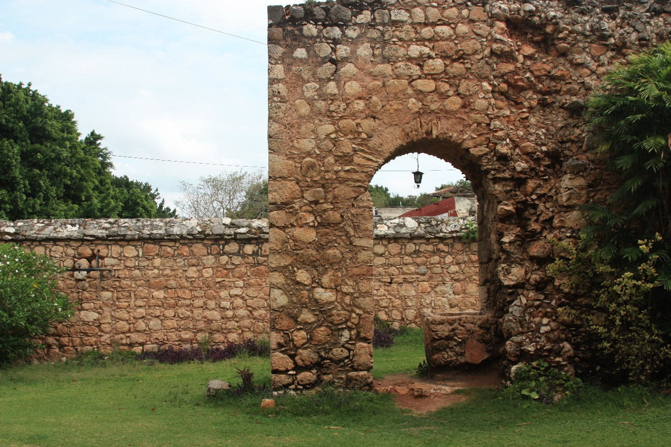 Gate